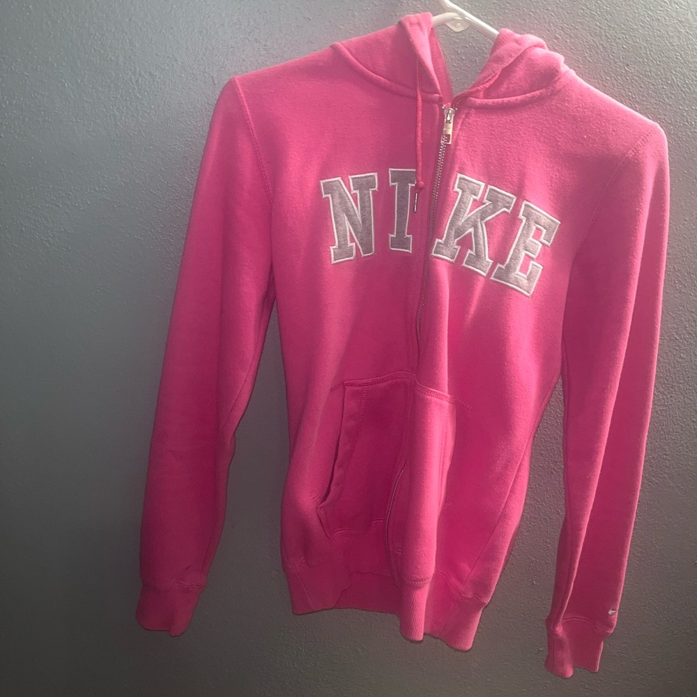 Women’s Nike zip up jacket